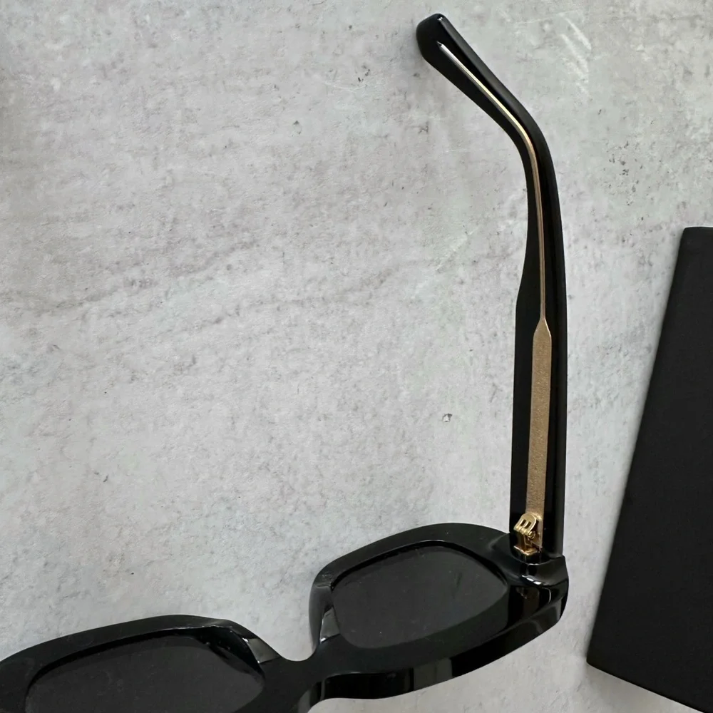 Rewrites Unfazed Rectangle Sunglasses - Picture 4 of 7